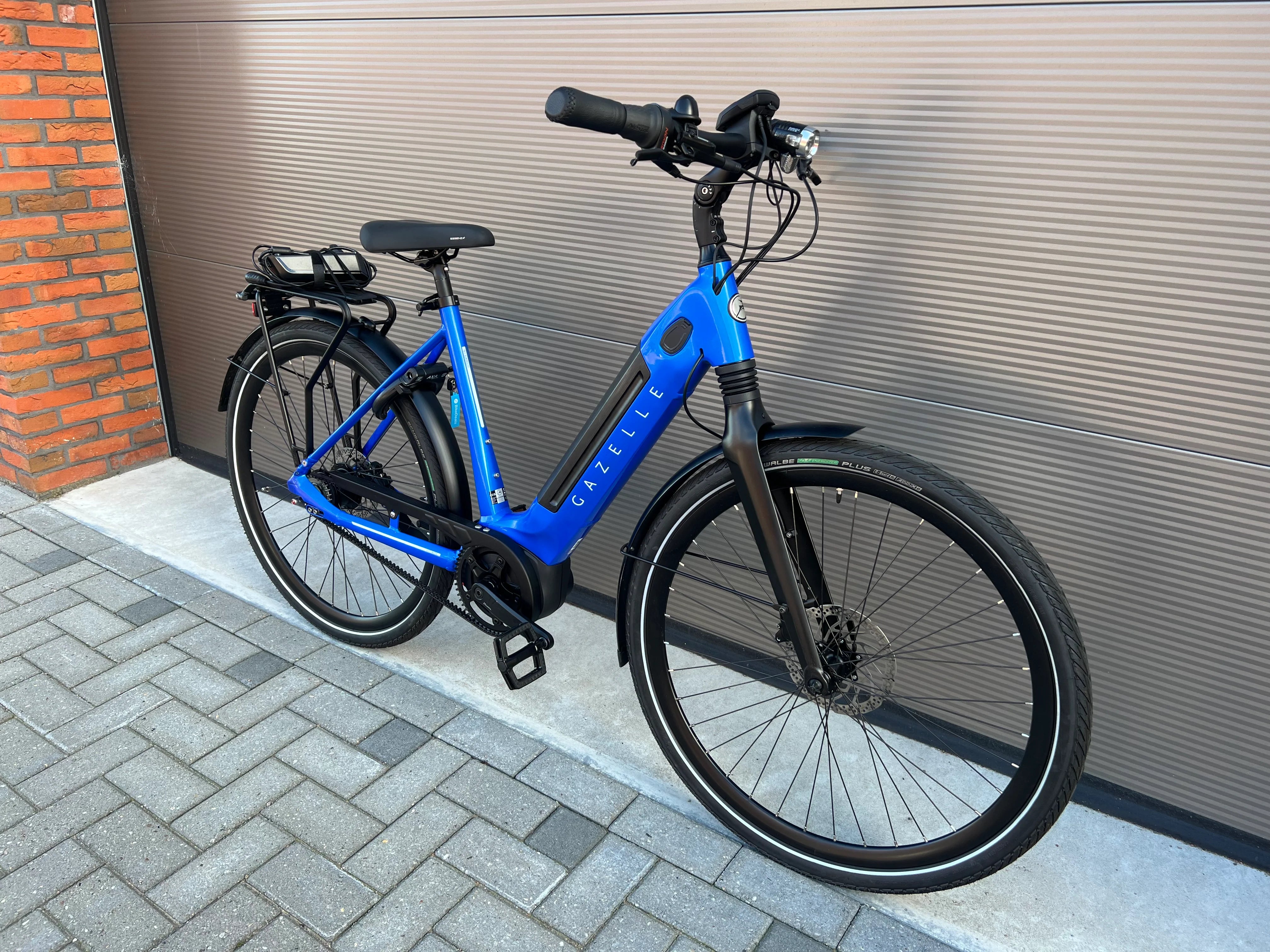 Gazelle Ultimate C8+ Belt - 2023 - 500WH - 54CM - Refurbished!